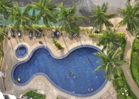Sri Sayang Pearl View Apartment Batu Ferringhi Exterior photo